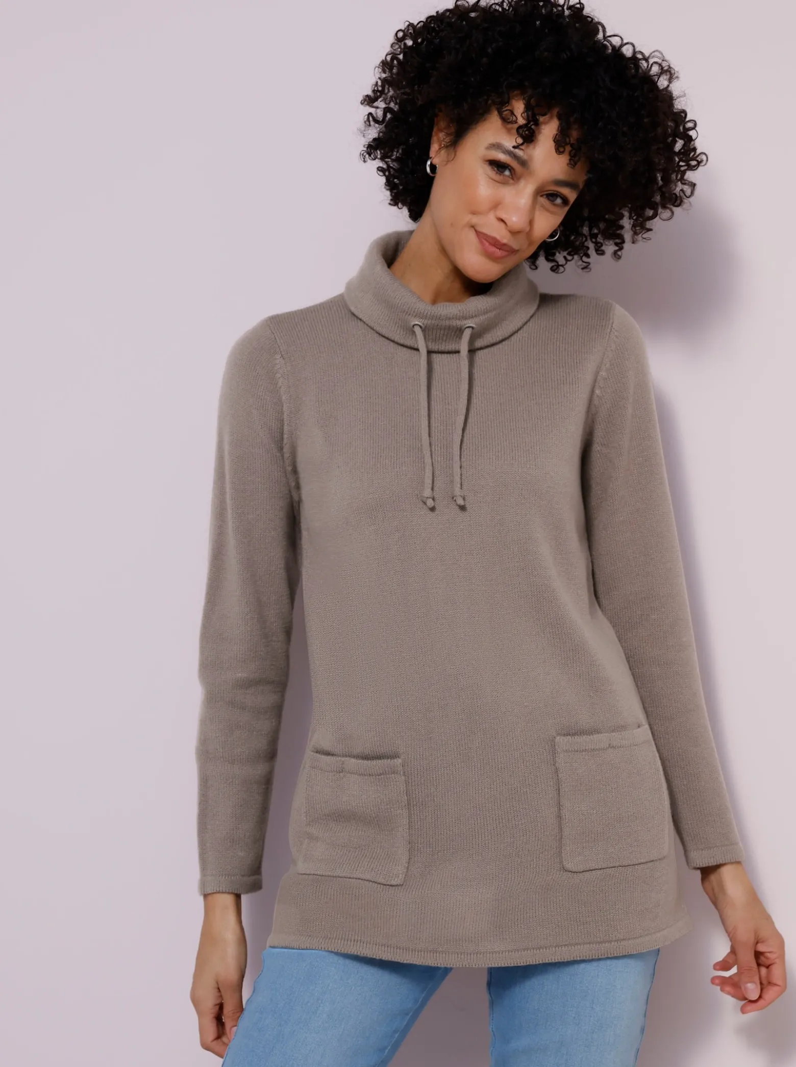 Longpullover mit weitem Rollkragen