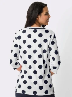 Longshirt in langer Form