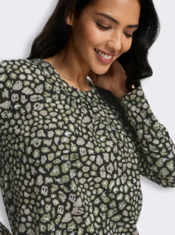 Longshirt in schmeichelnder A-Linie