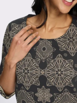 Longshirt mit Bordüren-Druck