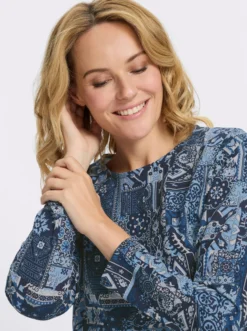 Longshirt mit Patchwork-Druck