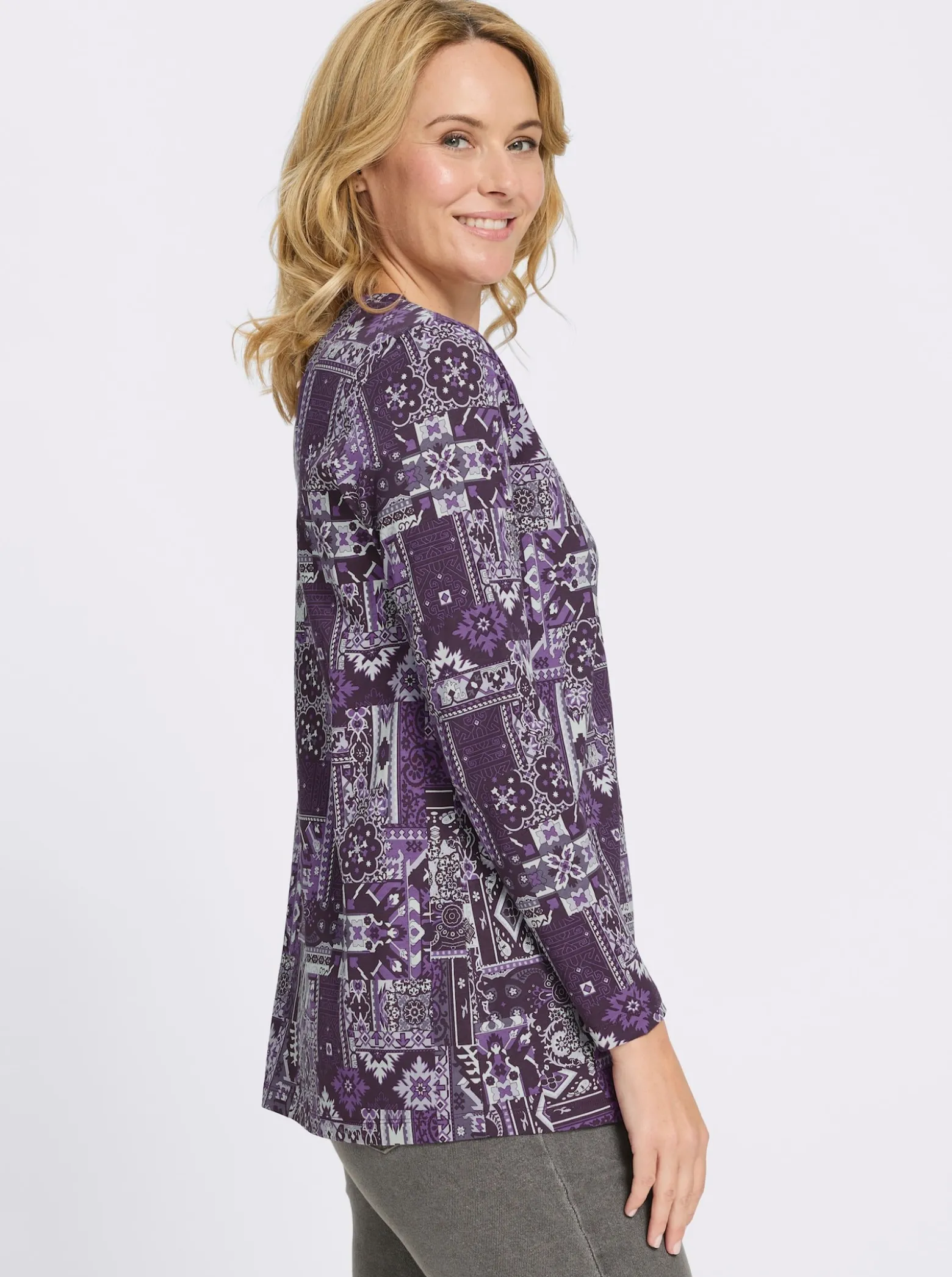 Longshirt mit Patchwork-Druck