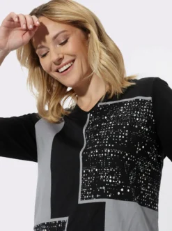 Longshirt mit platziertem Druckmuster