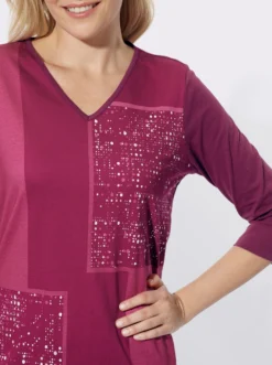 Longshirt mit platziertem Druckmuster