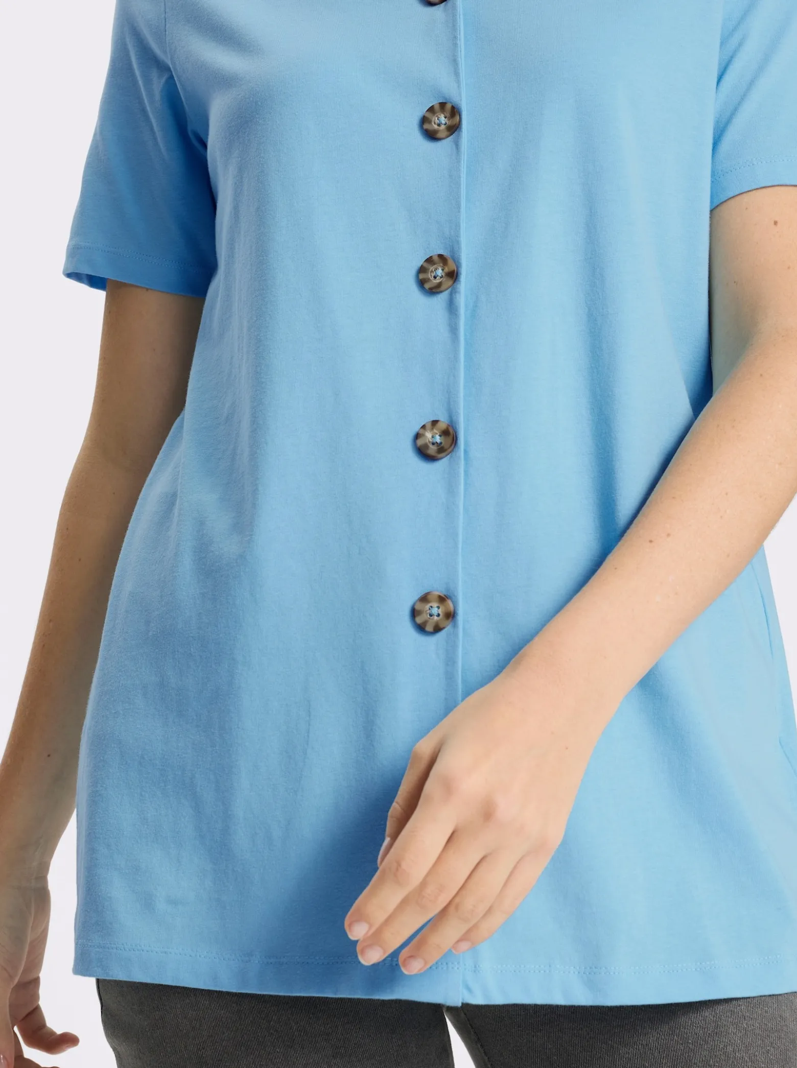 Longshirt mit Zierknopfleiste