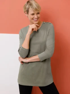 Longshirt mit Zierknöpfen
