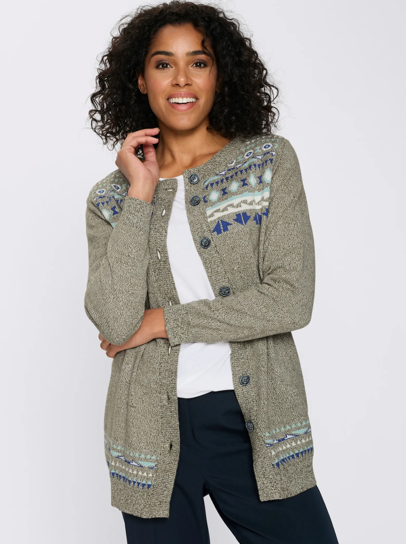 Longstrickjacke im Norweger-Muster