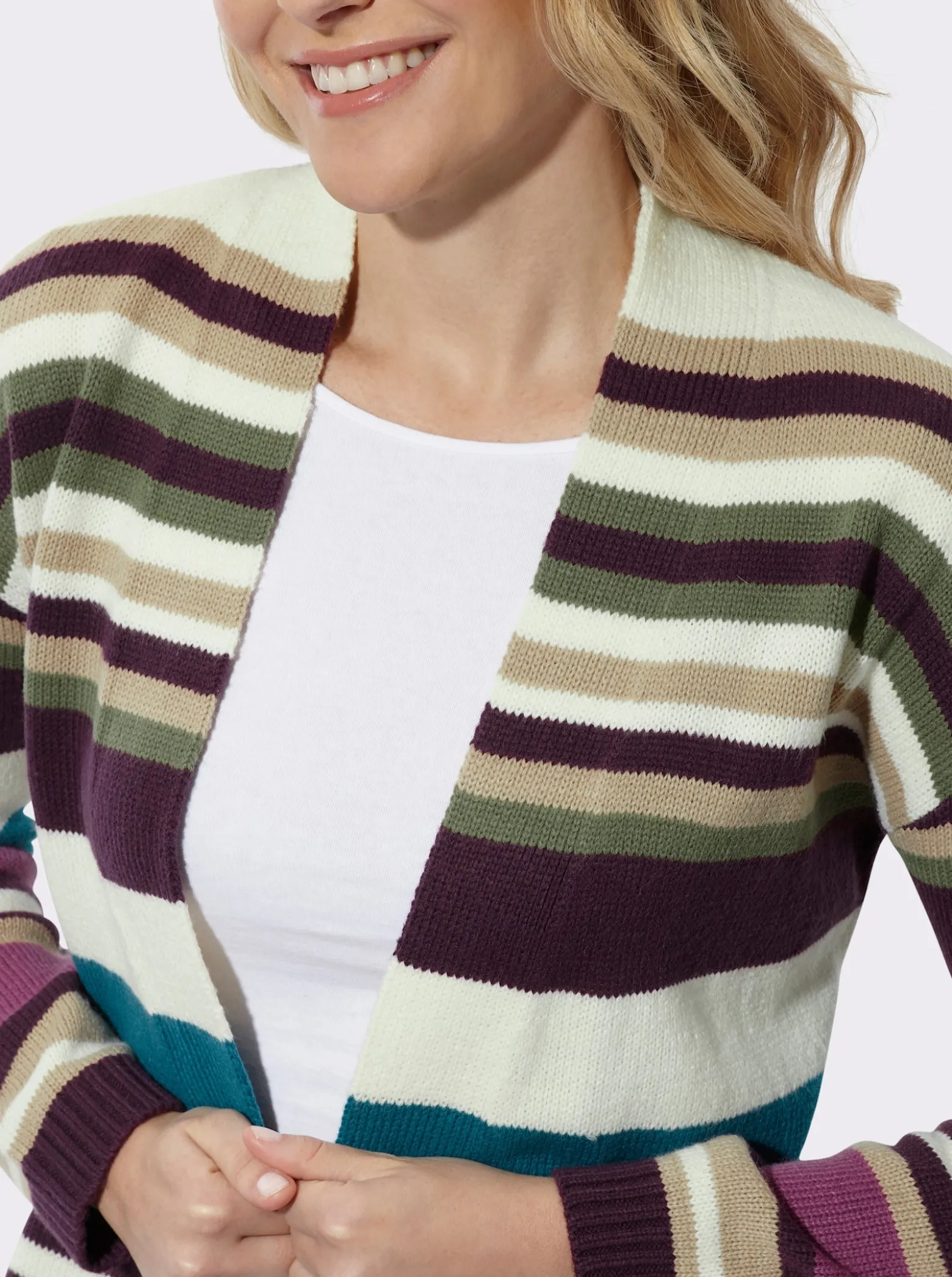 Longstrickjacke im Streifenmuster