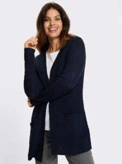 Longstrickjacke in offener Form
