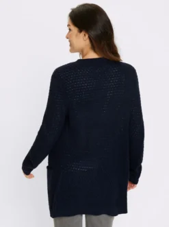 Longstrickjacke in offener Form