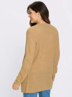 Longstrickjacke in offener Form