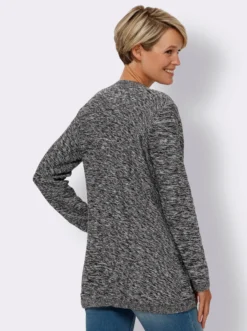 Longstrickjacke in offener Form
