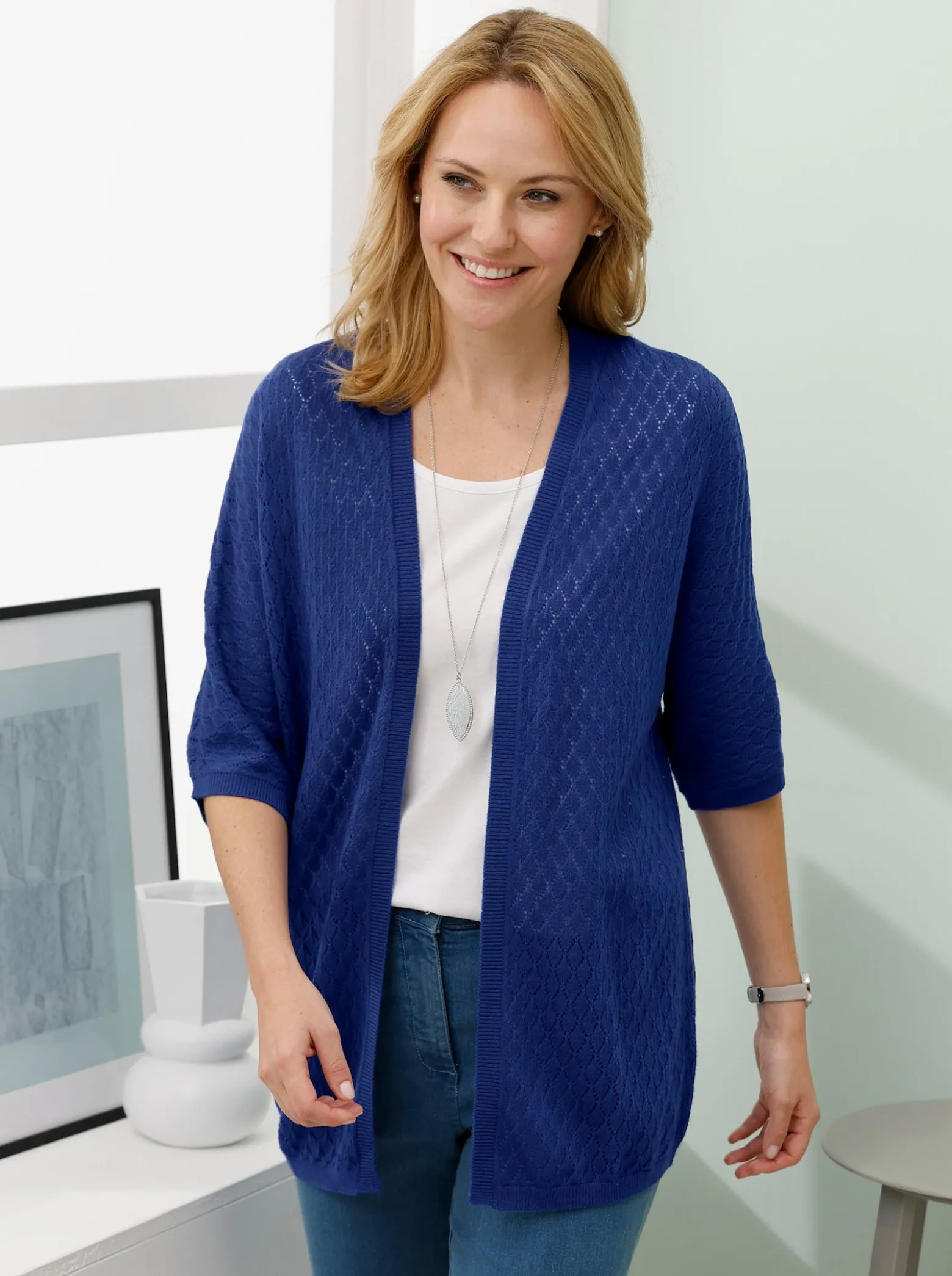 Longstrickjacke mit Ajour-Muster