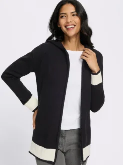 Longstrickjacke mit Kontrasten