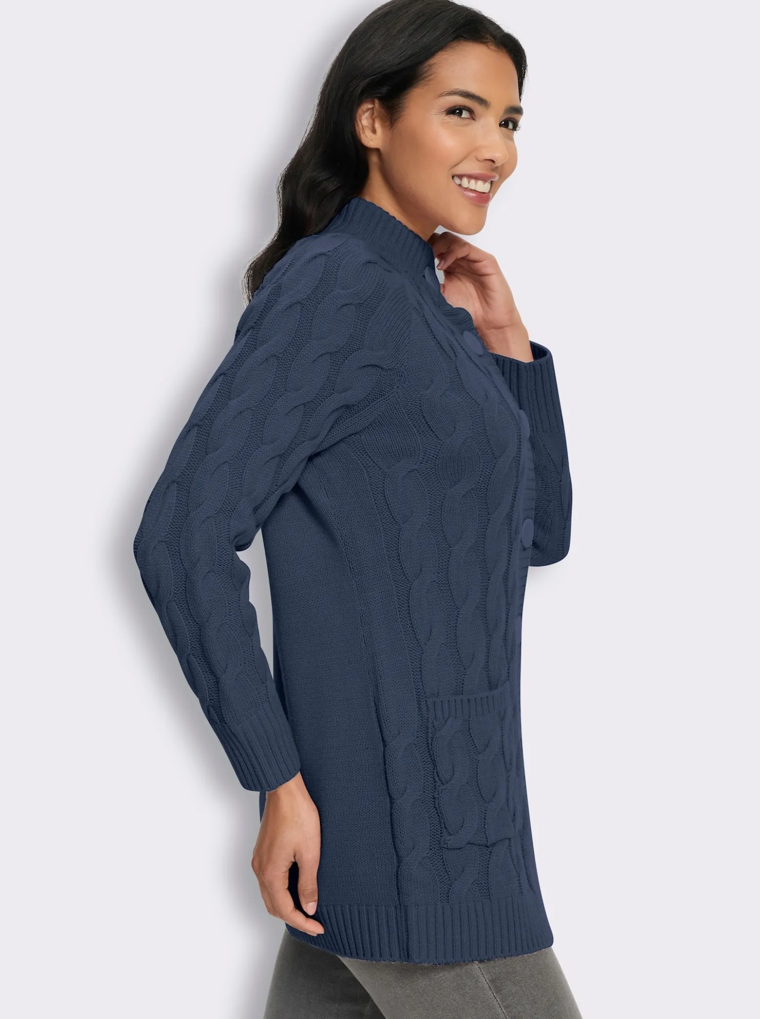 Longstrickjacke mit Zopfmuster