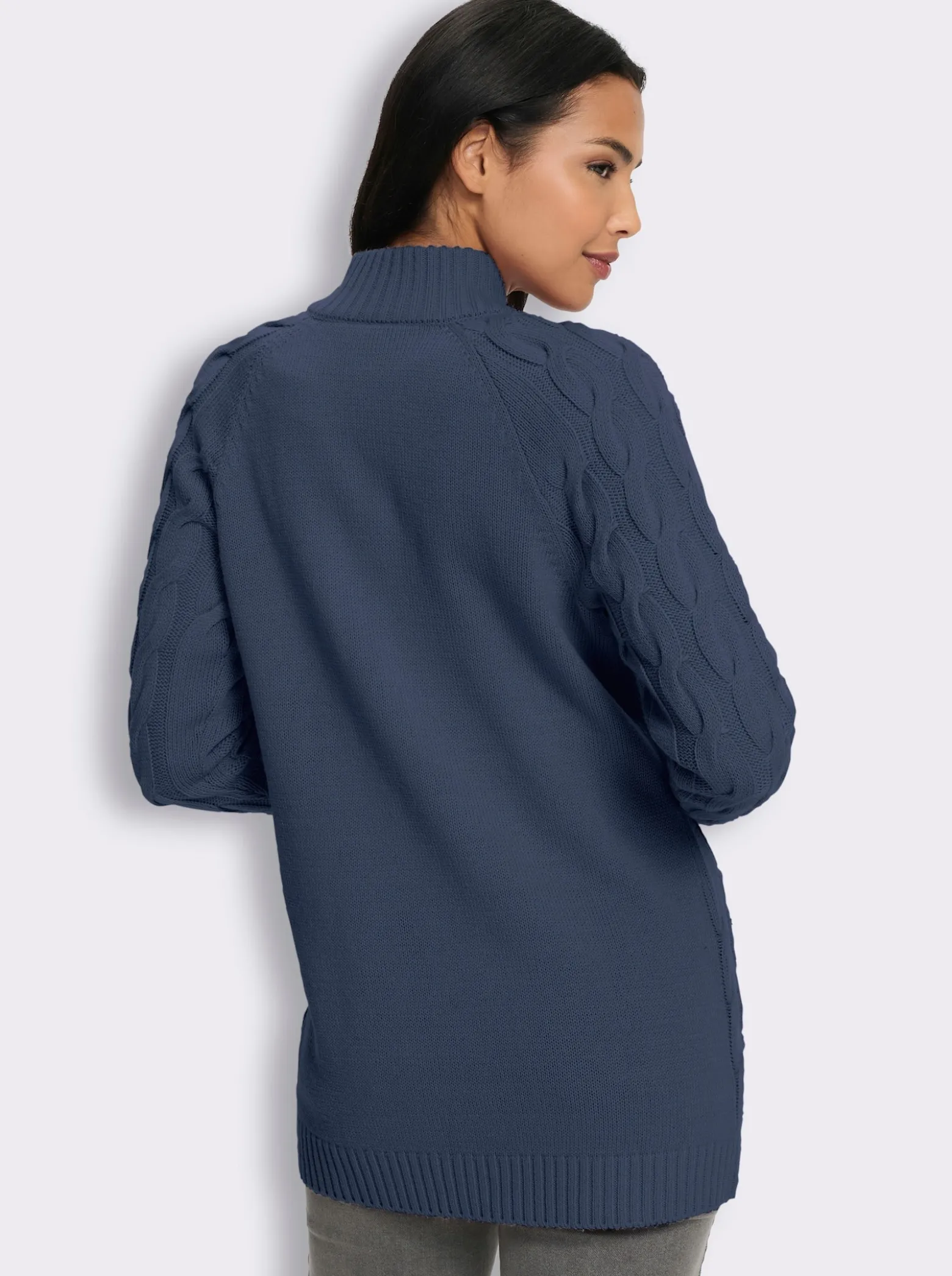 Longstrickjacke mit Zopfmuster