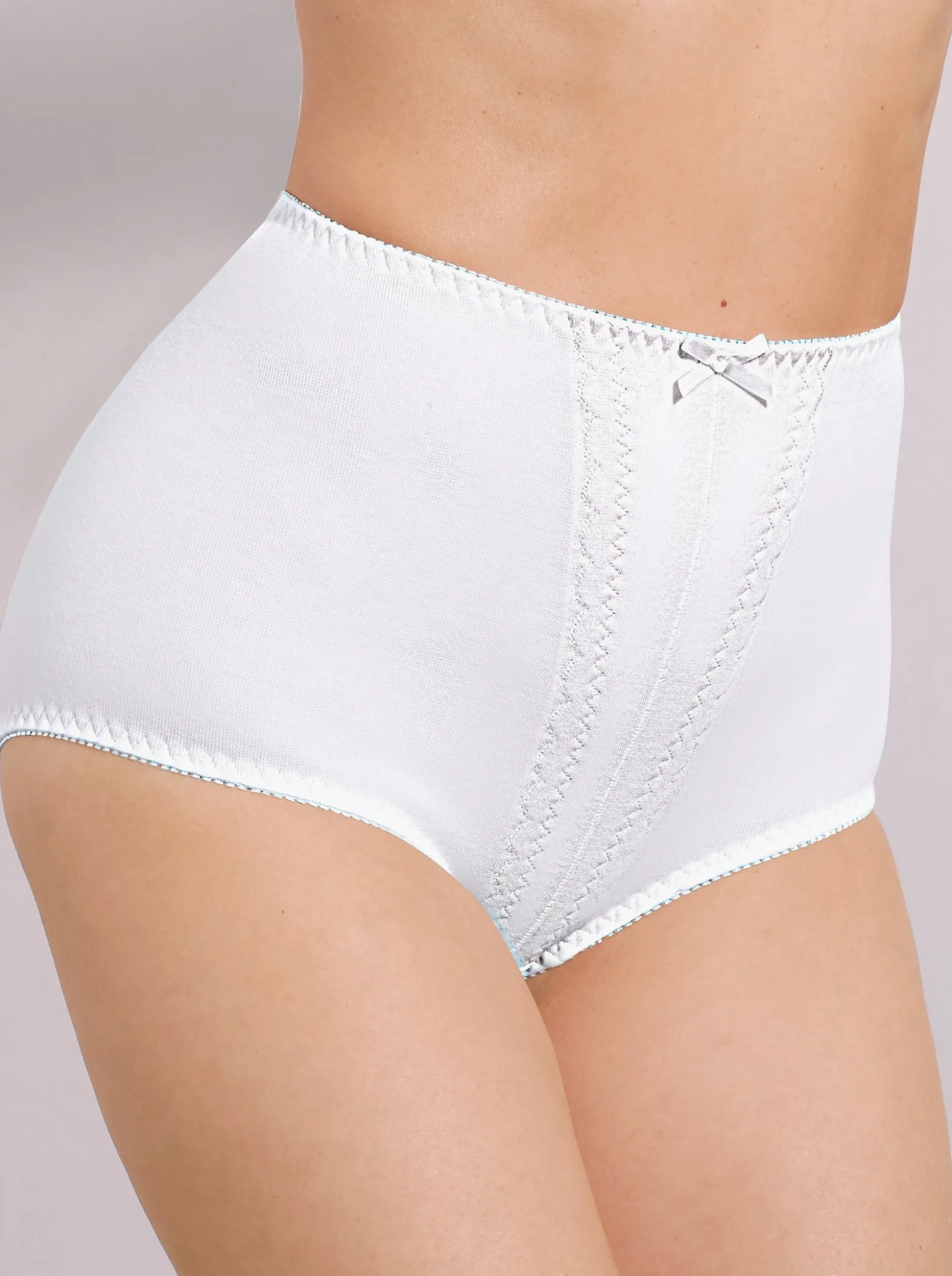 Miederhose mit leichtem Shaping-Effekt