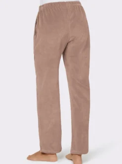 Nickihose mit Schlitz am Bein
