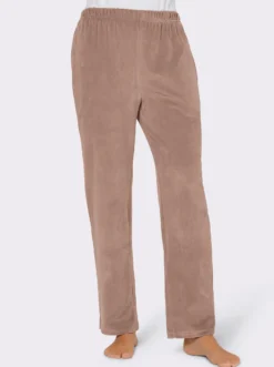 Nickihose mit Schlitz am Bein