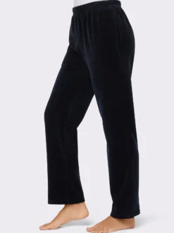 Nickihose mit Schlitz am Bein