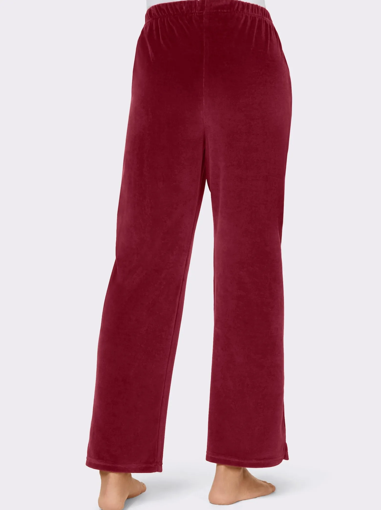 Nickihose mit Schlitz am Bein