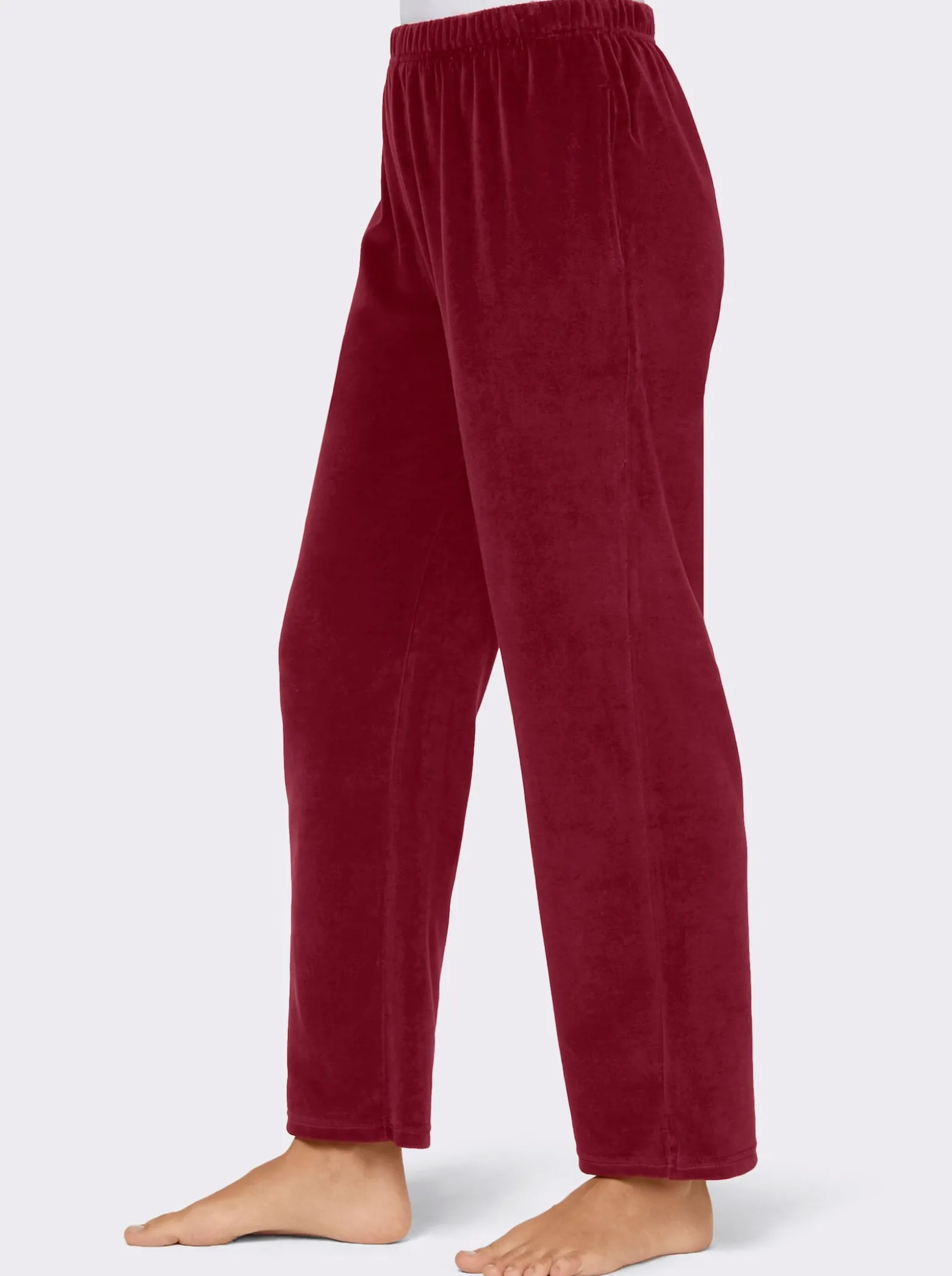 Nickihose mit Schlitz am Bein