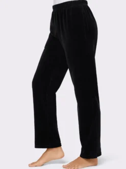 Nickihose mit Schlitz am Bein