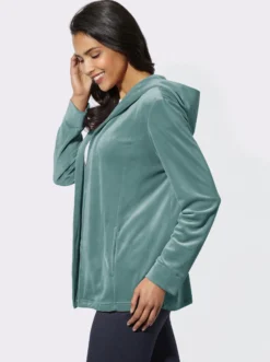 Nickijacke in offener Form