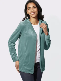 Nickijacke in offener Form