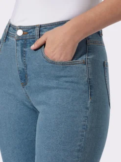 5-Pocket-Jeans in gerader Form