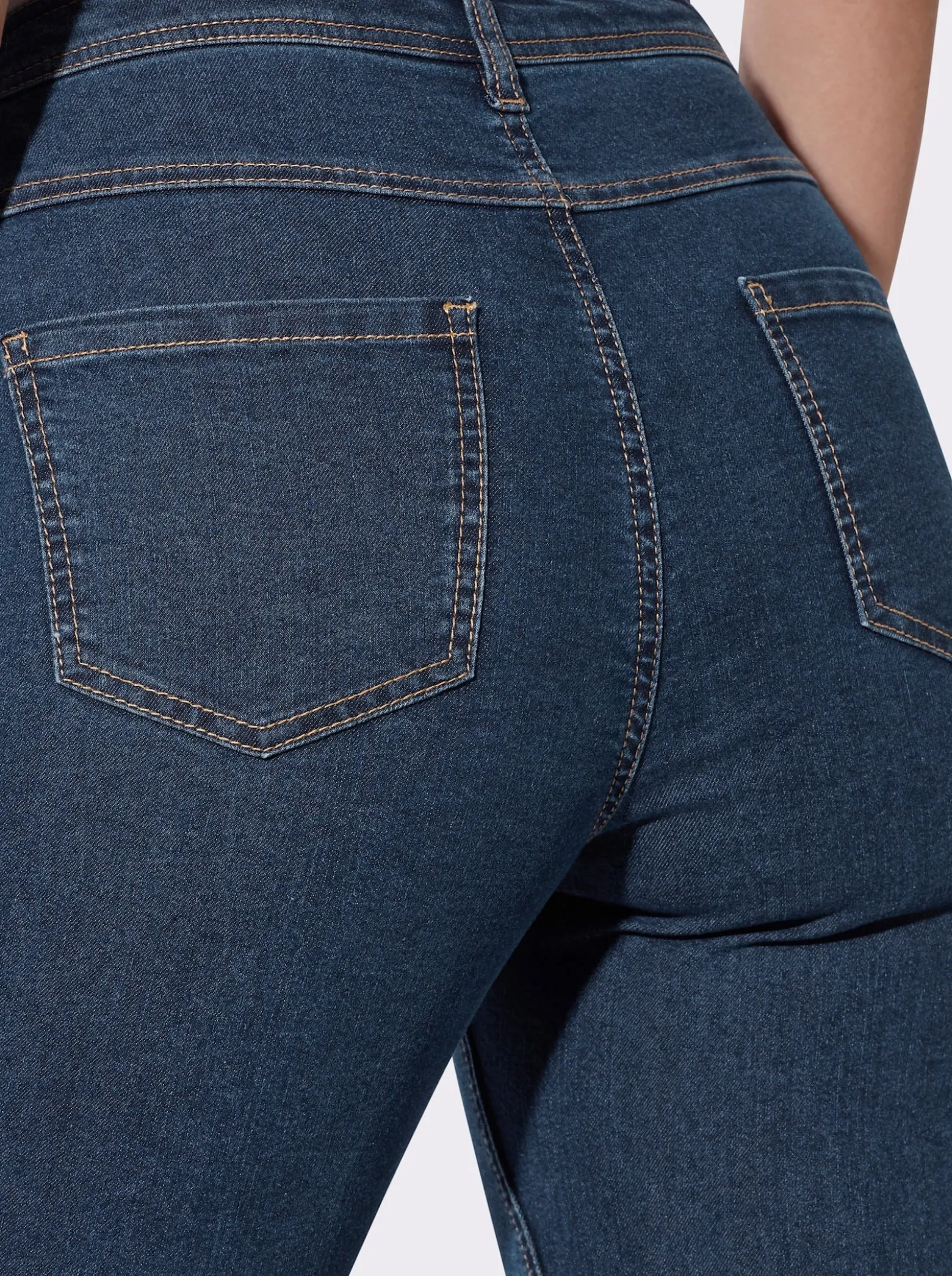 5-Pocket-Jeans in gerader Form