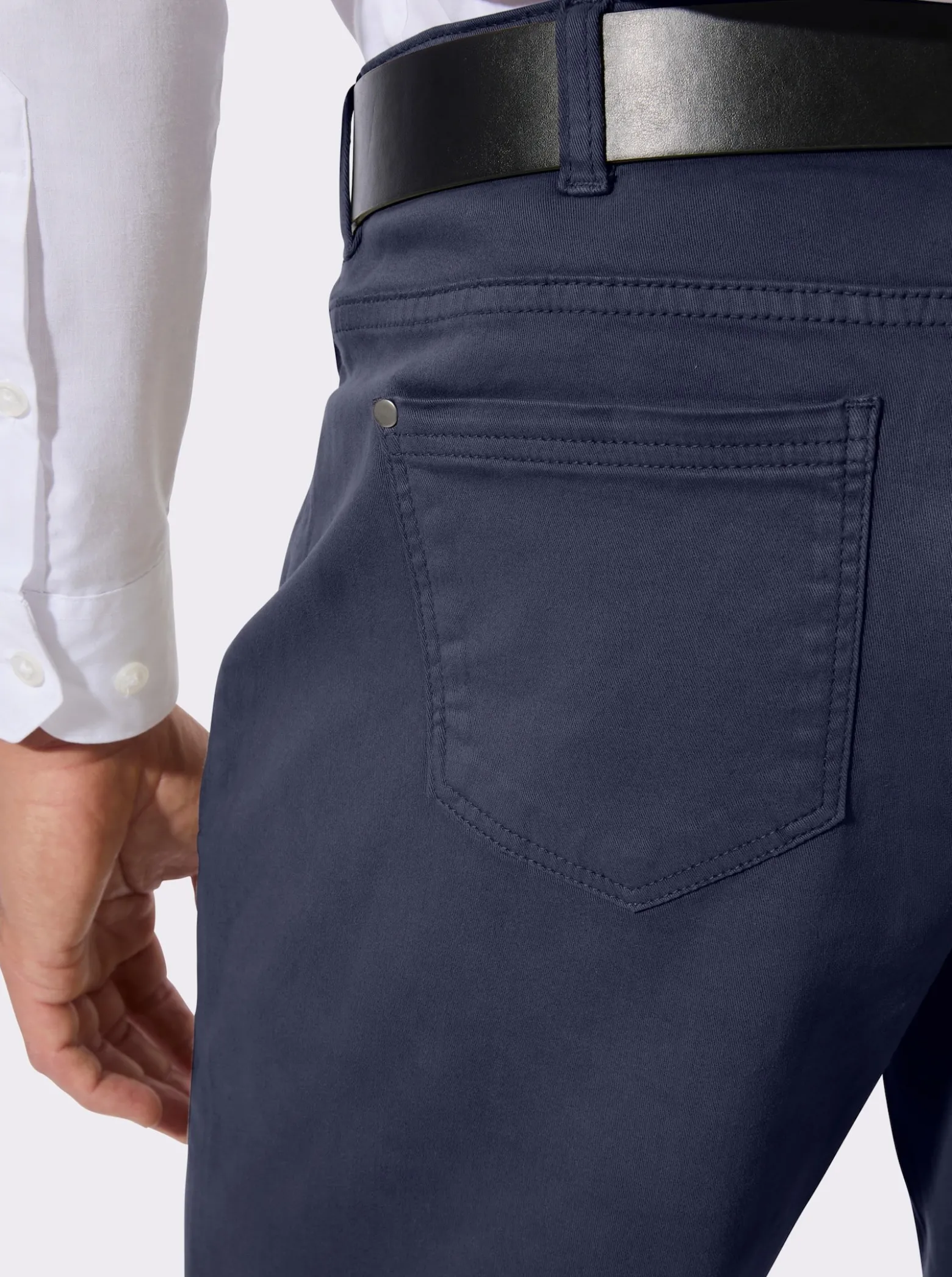 5-Pocket-Jeans in Twill-Qualität