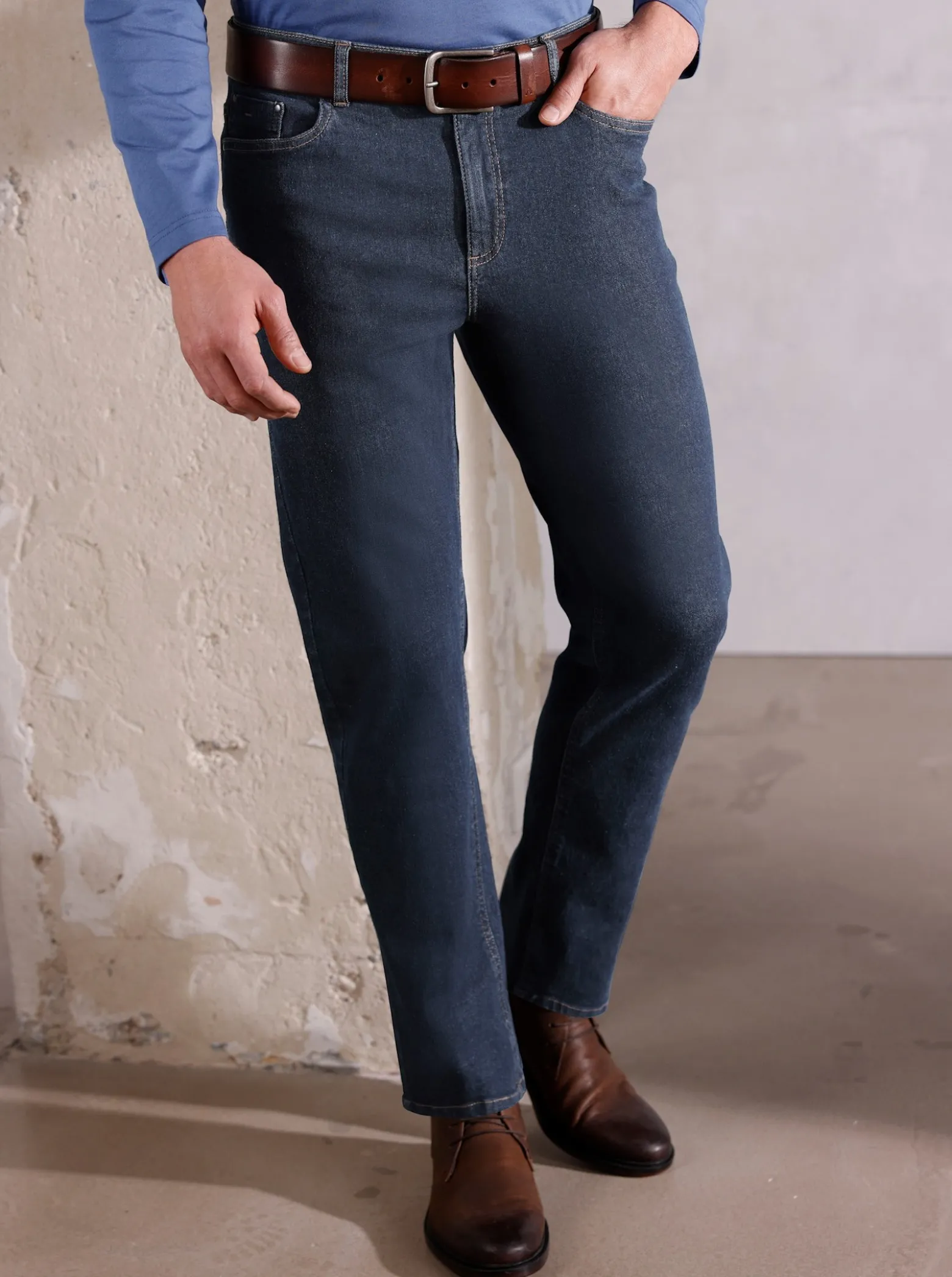 5-Pocket-Jeans mit Kontrastnähten