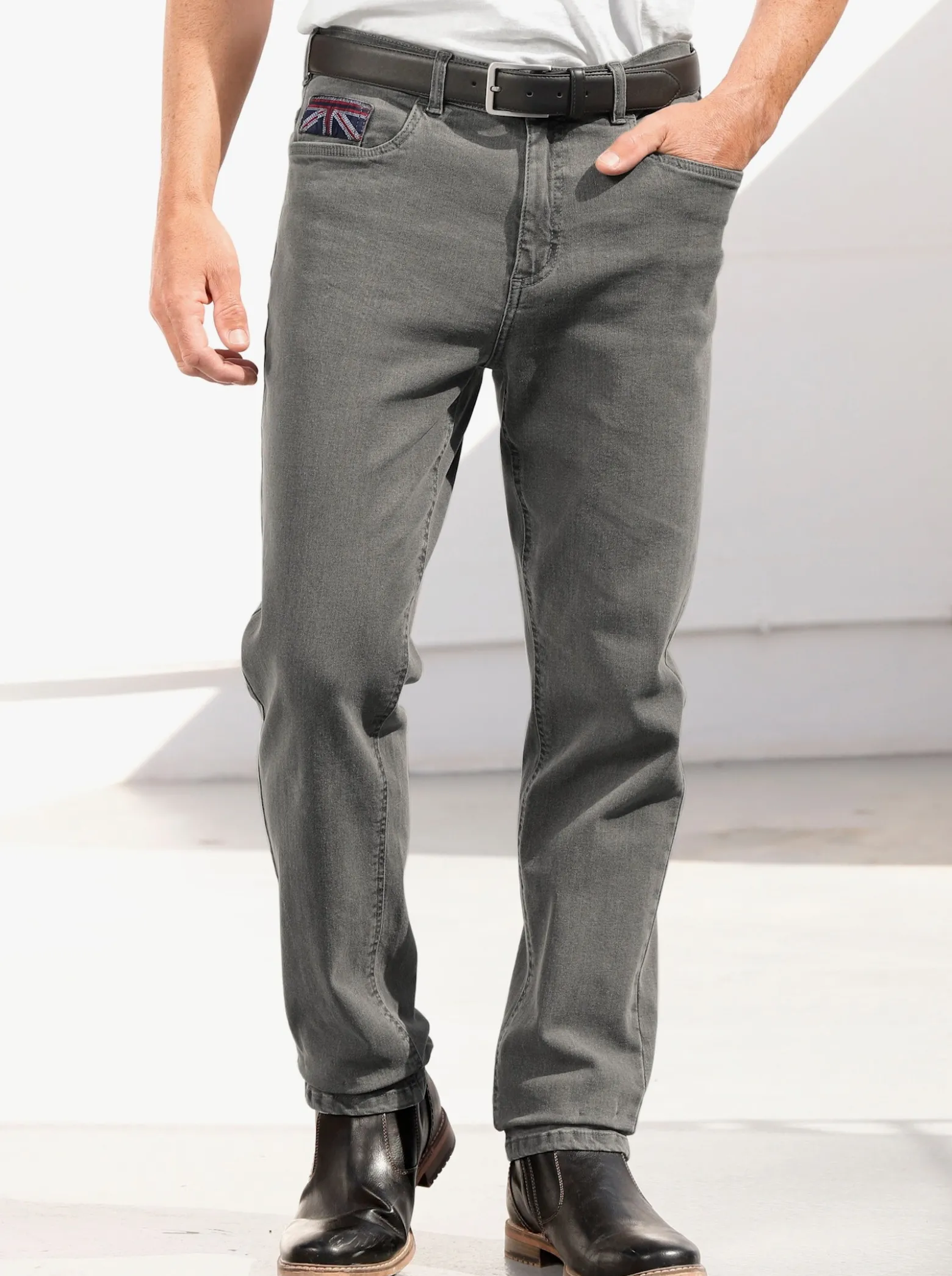 5-Pocket-Jeans mit Used-Effekt