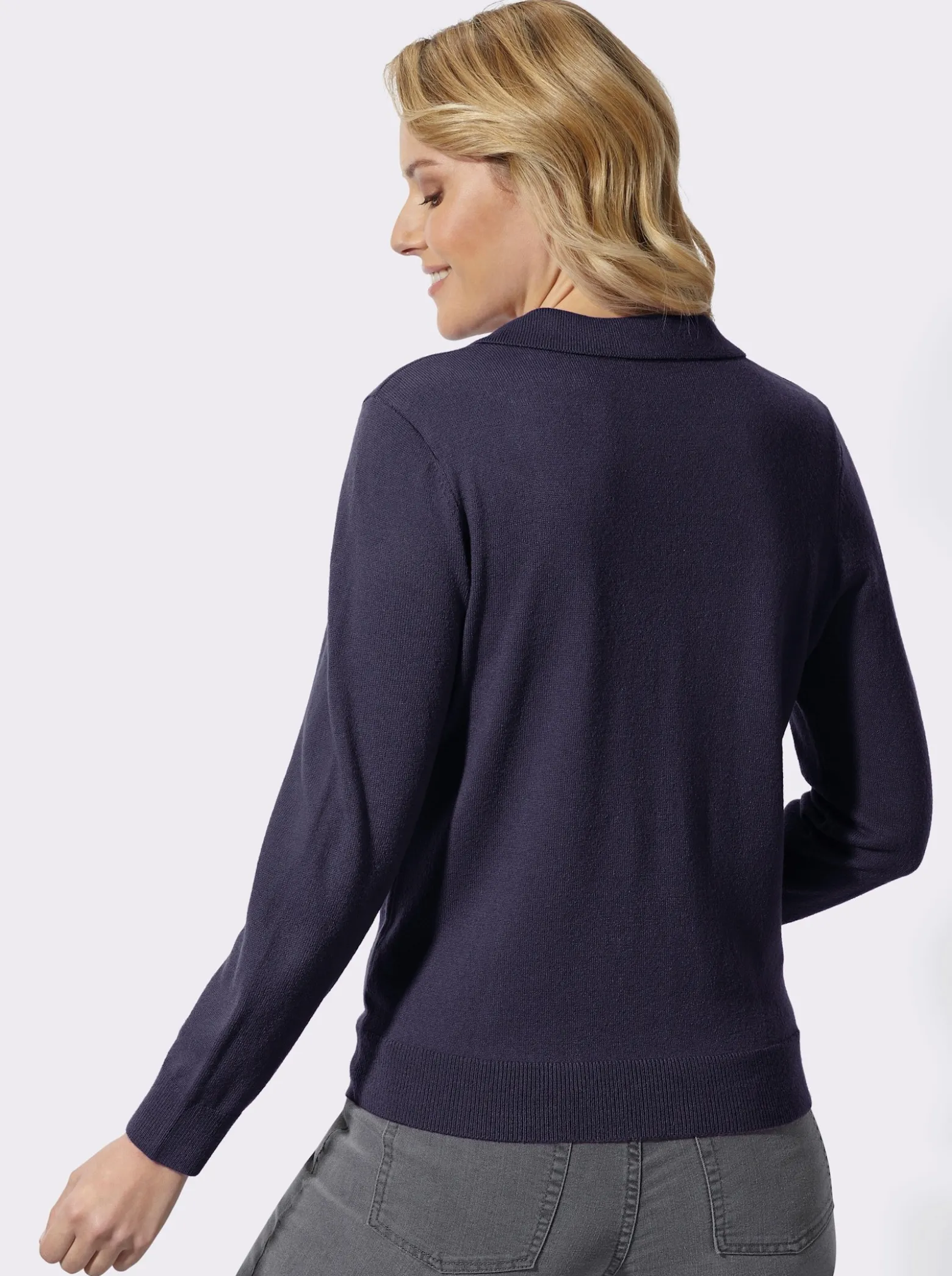 Polopullover mit offenem V-Ausschnitt