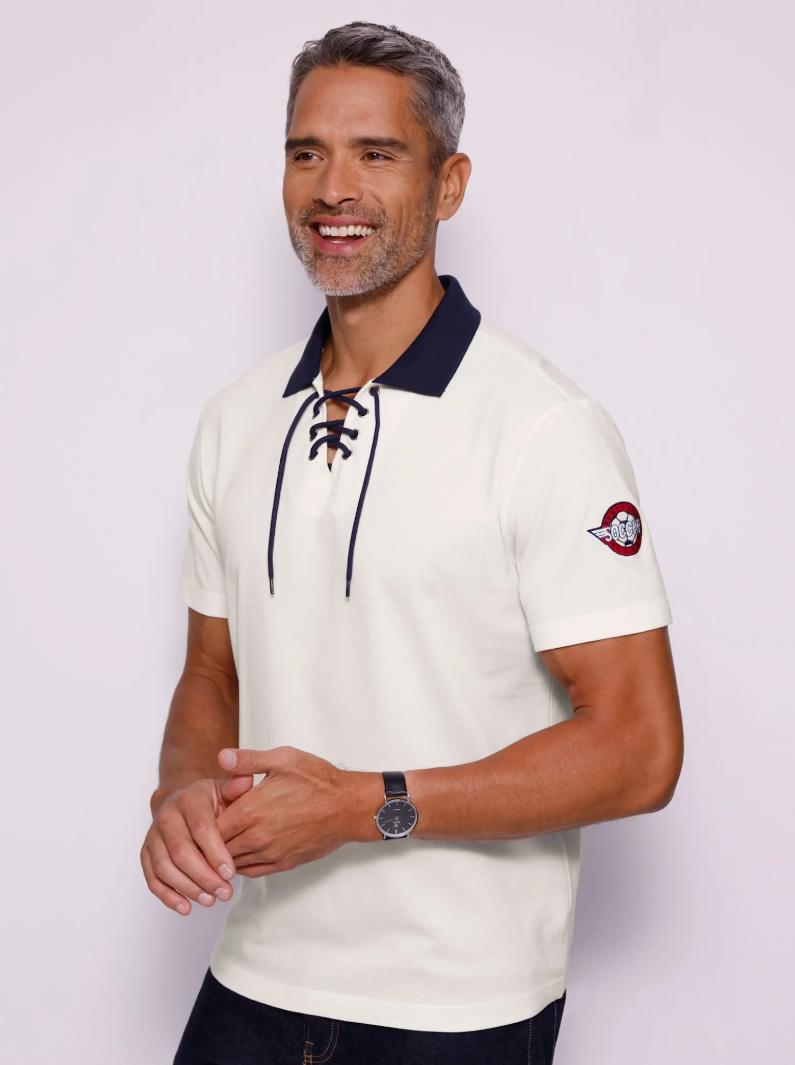 Poloshirt mit Schnürung am Ausschnitt
