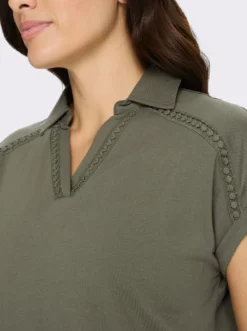 Poloshirt mit Spitzenborte
