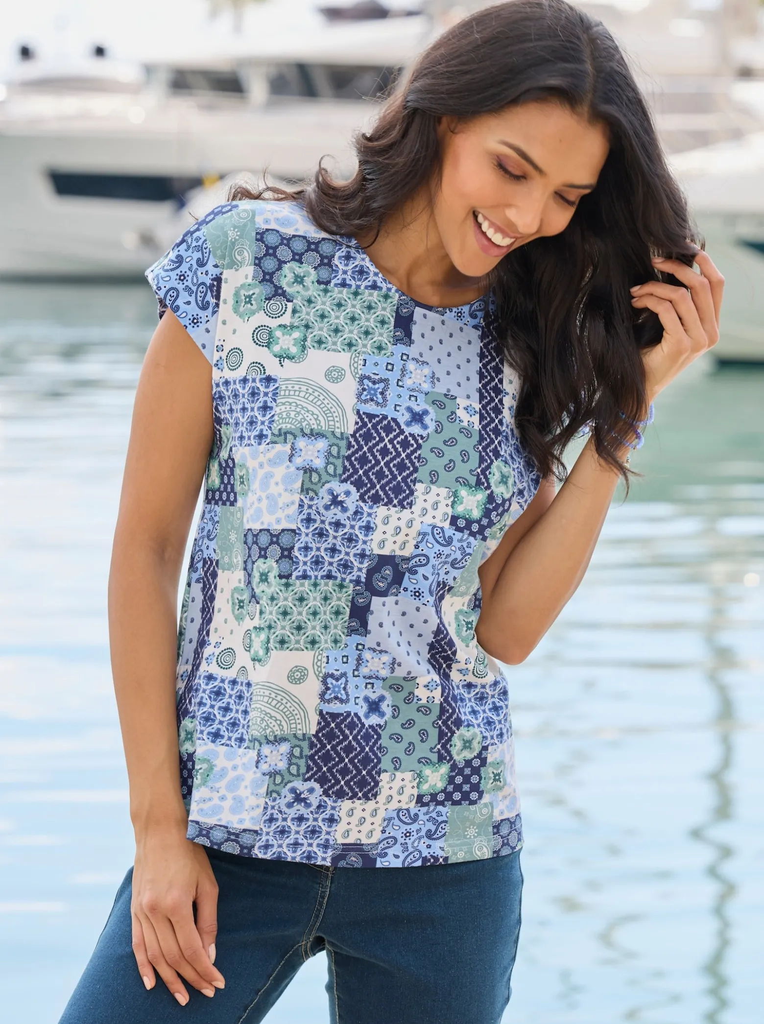 Print-Shirt mit überschnittenen Schultern