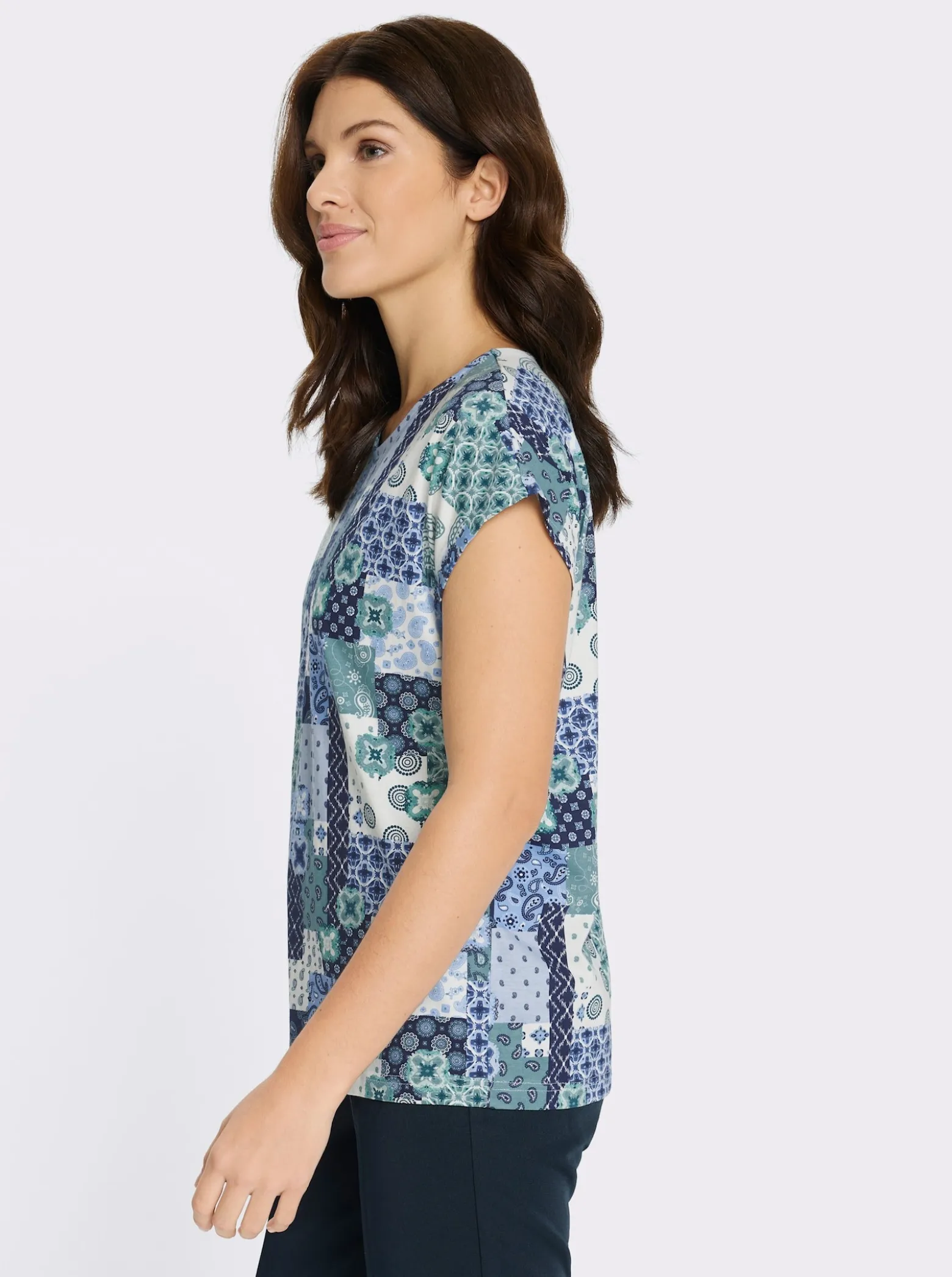 Print-Shirt mit überschnittenen Schultern