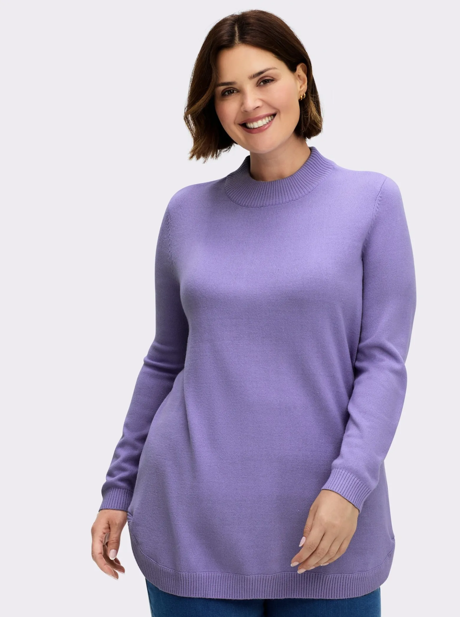 Pullover mit abgerundetem Saum