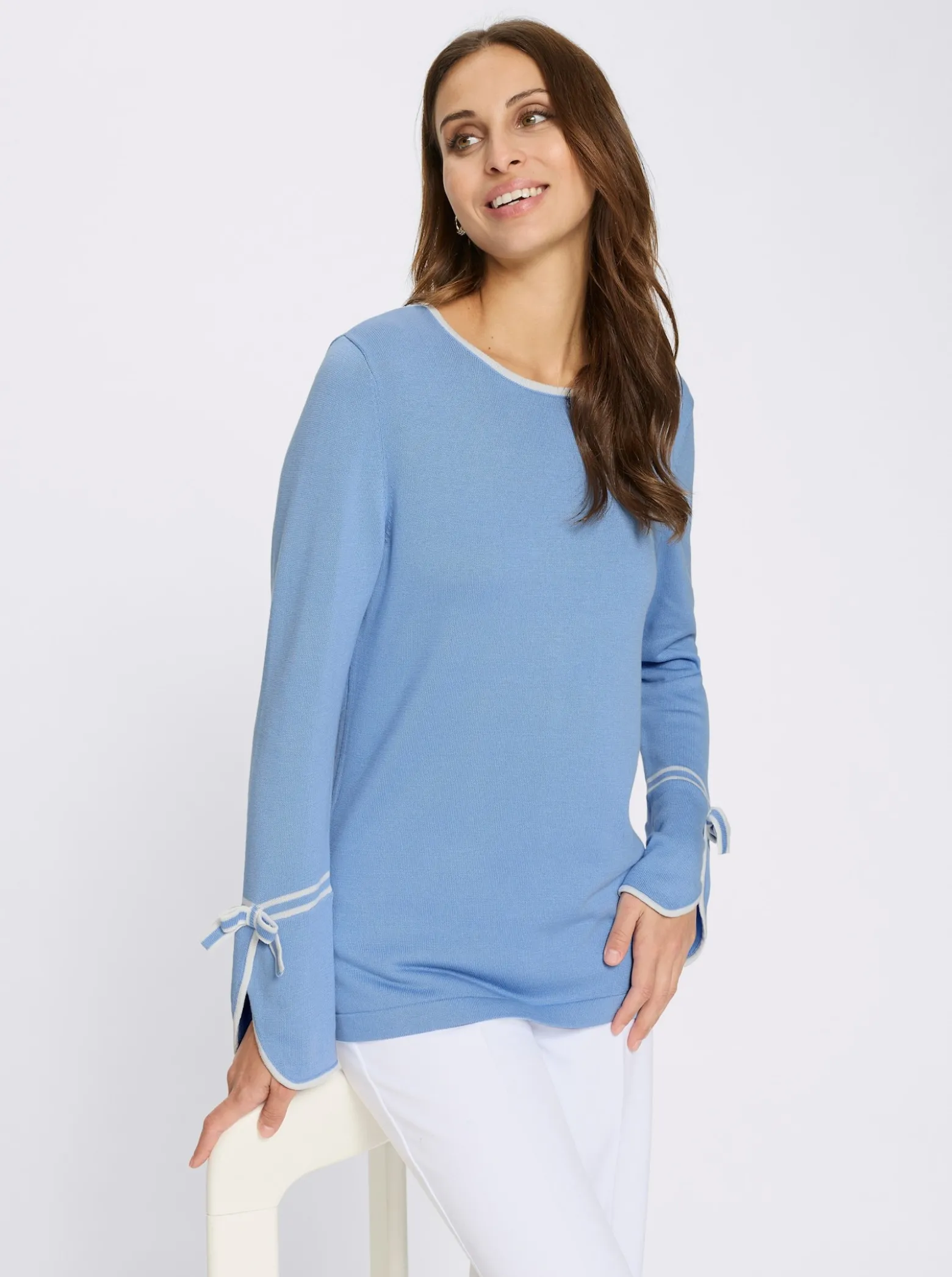 Pullover mit Schleifen