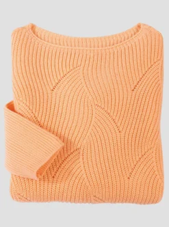 Pullover mit U-Boot-Ausschnitt