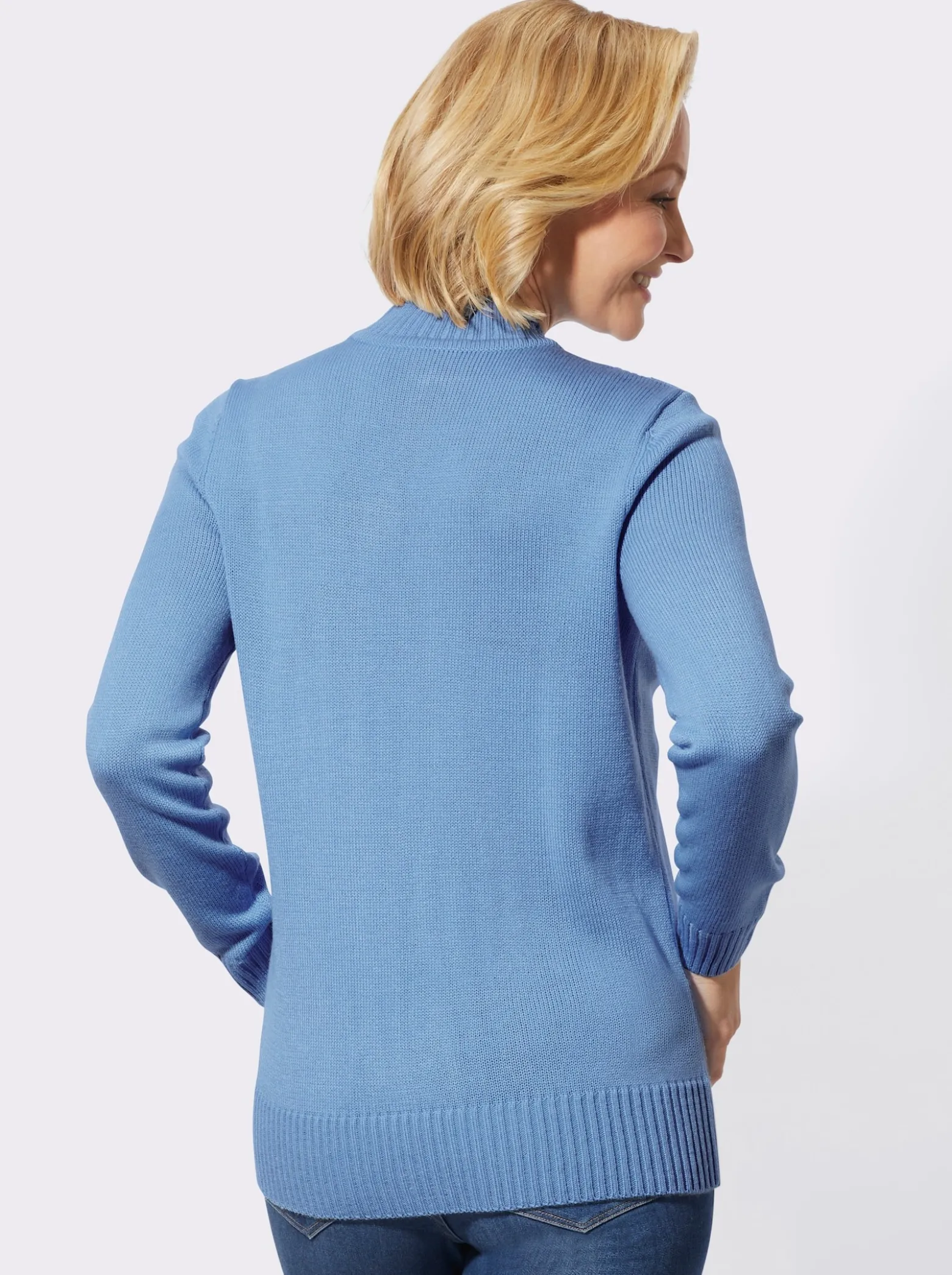 Pullover mit Zopfmuster