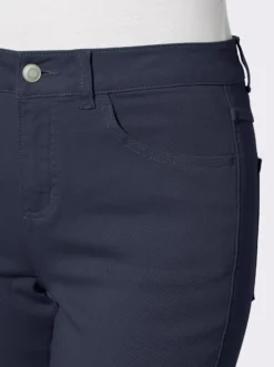 Röhrenjeans in Twill-Qualität
