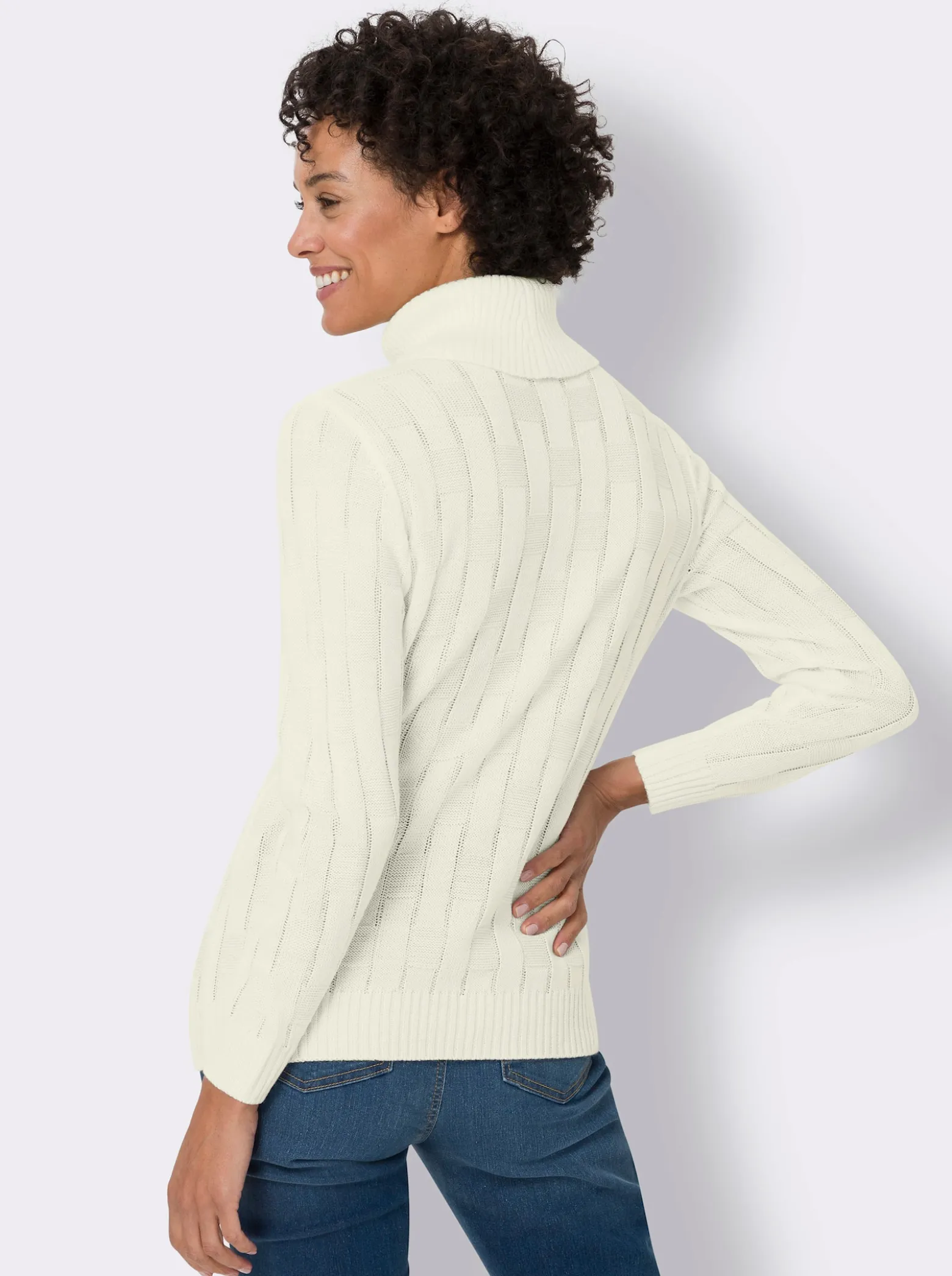 Rollkragenpullover mit gerippten Abschlüssen
