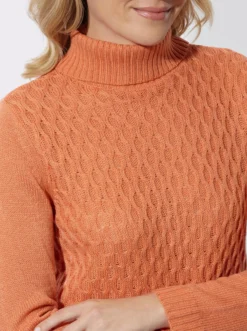 Rollkragenpullover mit Strickmuster