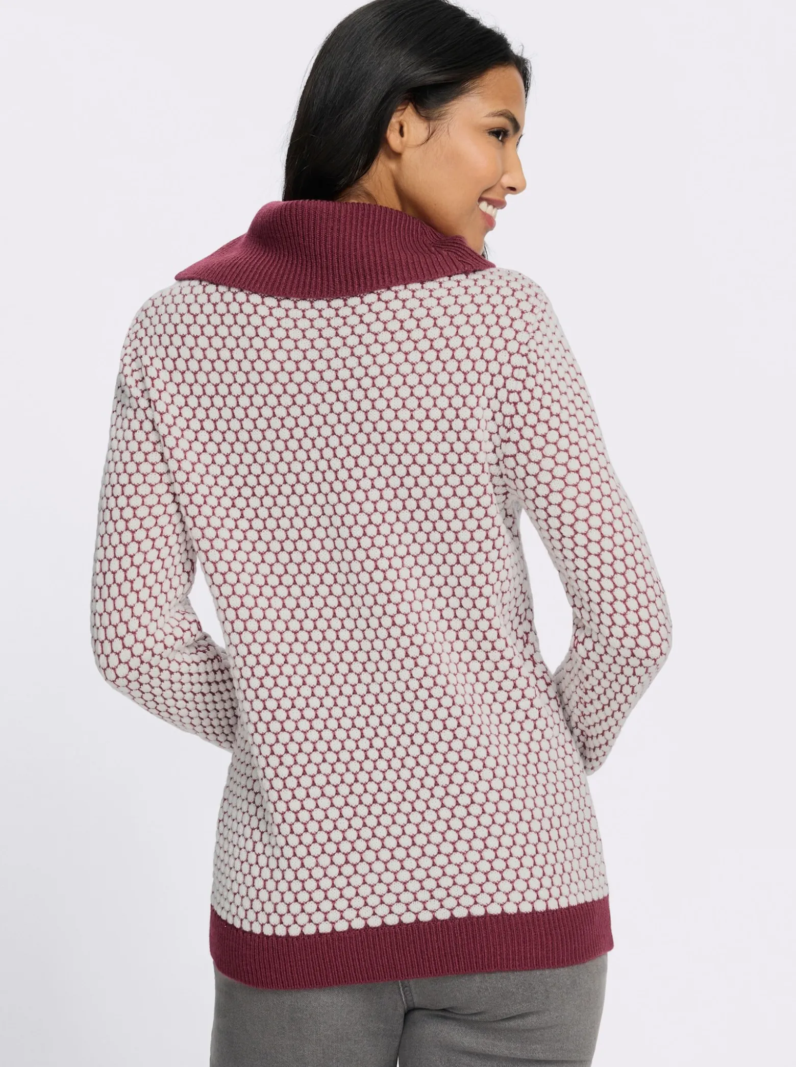 Rollkragenpullover mit Strukturmuster