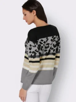 Rundhalspullover im Animal-Print, weich