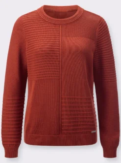 Rundhalspullover im Strickmuster-Mix