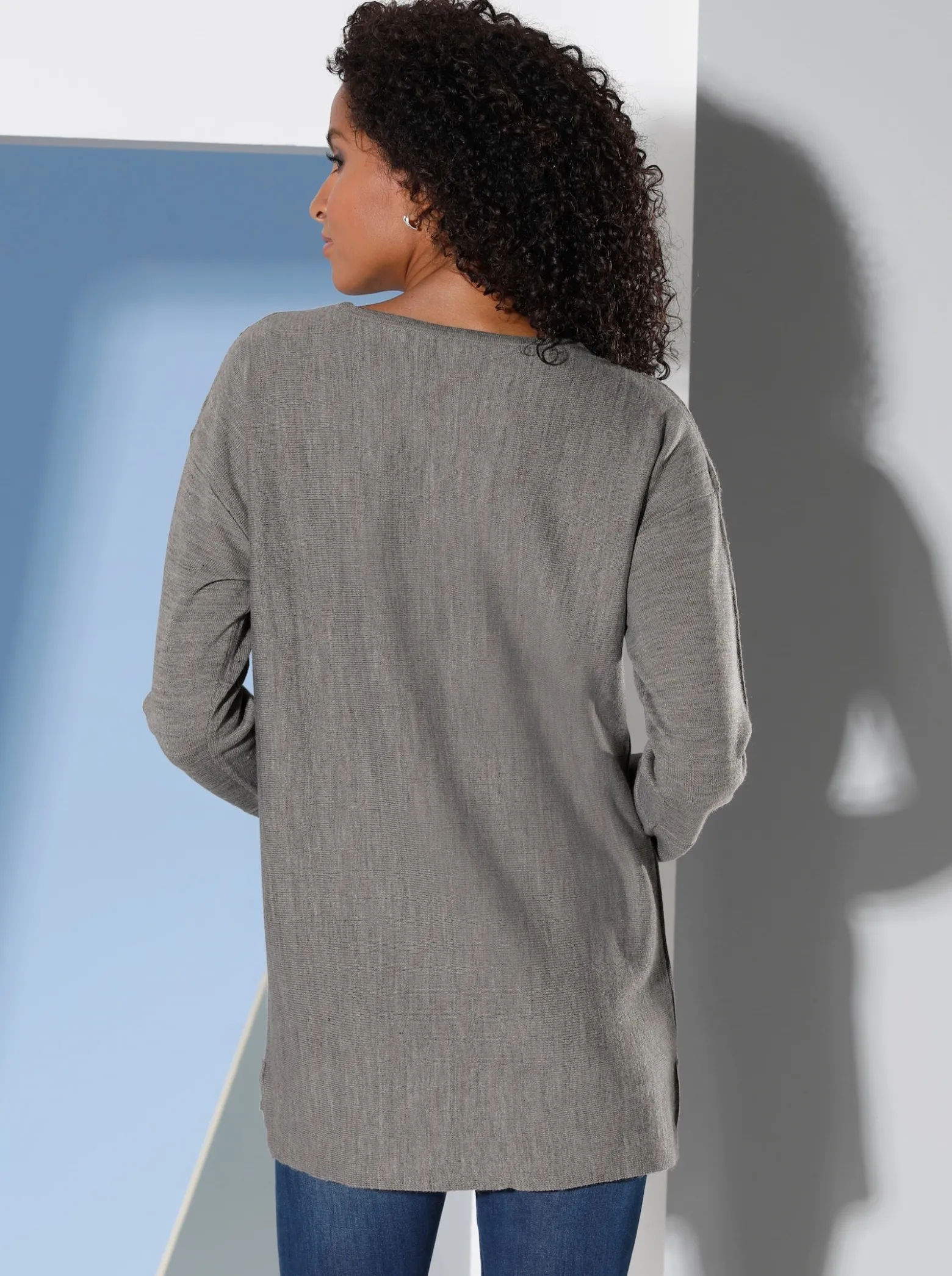 Rundhalspullover mit Ripp-Details